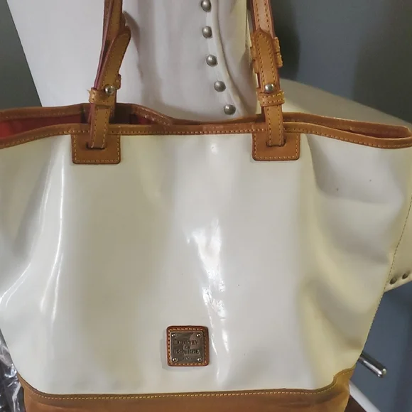 Dooney & Bourke White  and Brown Tote Bag - Picture 11 of 16